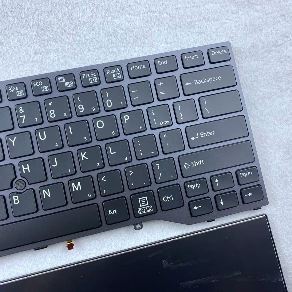 Клавиатура с подсветкой для ноутбука Fujistu Lifebook U747 U748 U749 E449 E548 E549 расположением