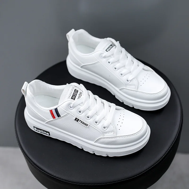 

Xiaobai Shoes Female 2021 Spring New Korean Students' Running Leisure Sports Board Shoes Comfortable Women's Thick Soled Shoes