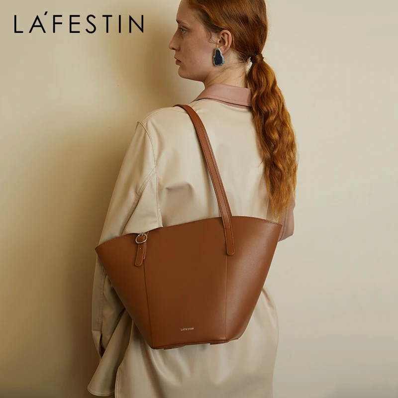

LA FESTIN 2021 new trendy fashion tote bag niche large capacity shoulder handbags portable all-match underarm luxury women bags