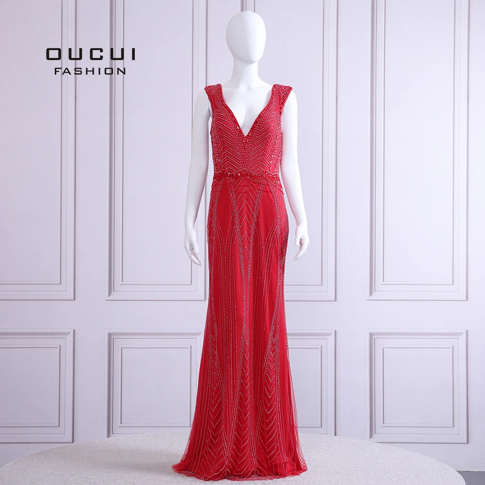 Женское платье Русалка со шлейфом белое для выпускного вечера с бахромой и