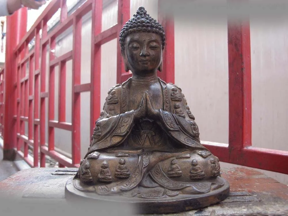 9 дюймов Китайский буддизм старый классический бронзовый медный Tathagata статуя