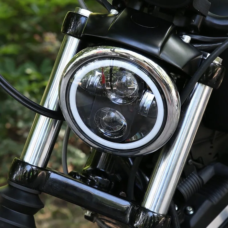 

5.75" Round LED Projector Headlamp with Angel Eye DRL Motorcycle Headlight for Sportsters XG XR VRSCD Dyna