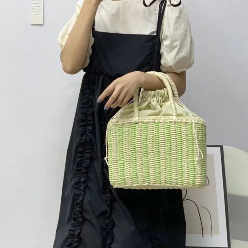 

Spring Summer New Style Striped Straw Woven Bag Women Casual Drawstring Handbag Luxury Designer Fashion Tote Bag 2022 Wallet