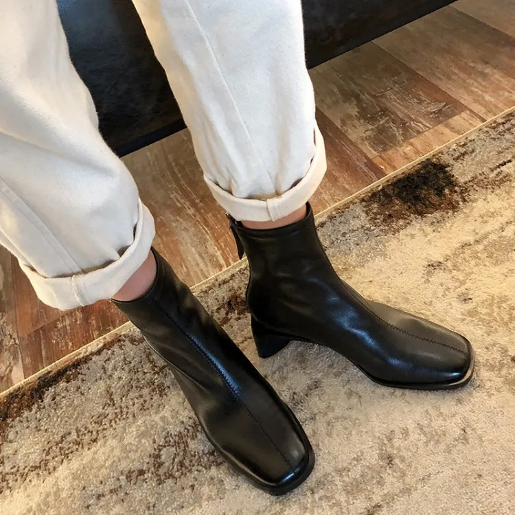 Женские ботинки черного и белого цвета сезон осень-зима новые женские