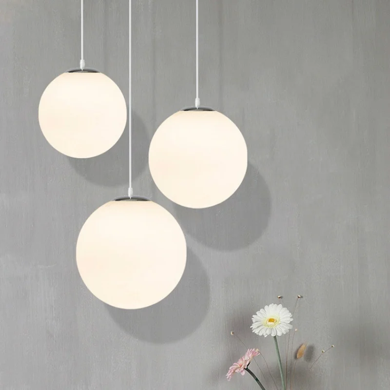 Простая сферическая стеклянная шаровая люстра с одной головкой креативная