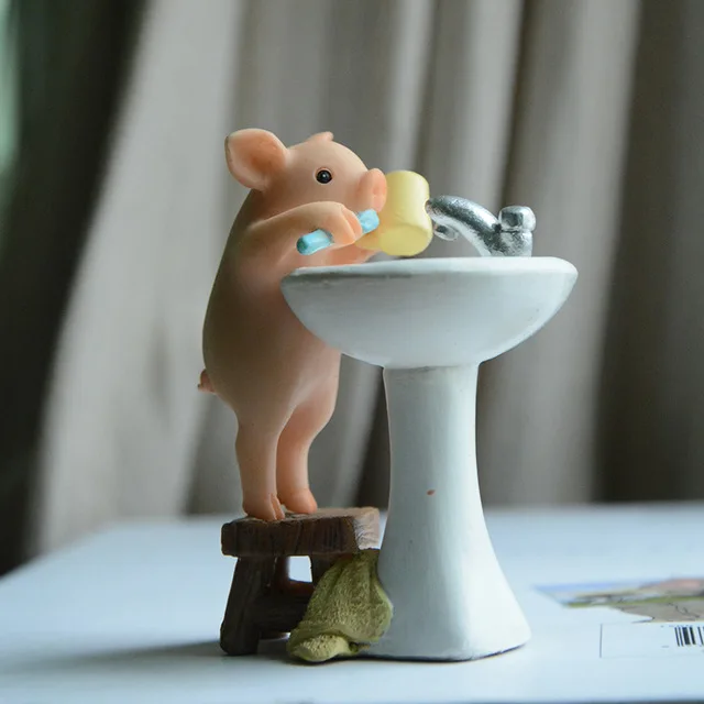 Оригинальные оригинальные сельские фермерские животные 4 kawaii милый маленький поросенок read wash up go to restroom фигурка настольная подарки - Цвет: D piggy brush tooth