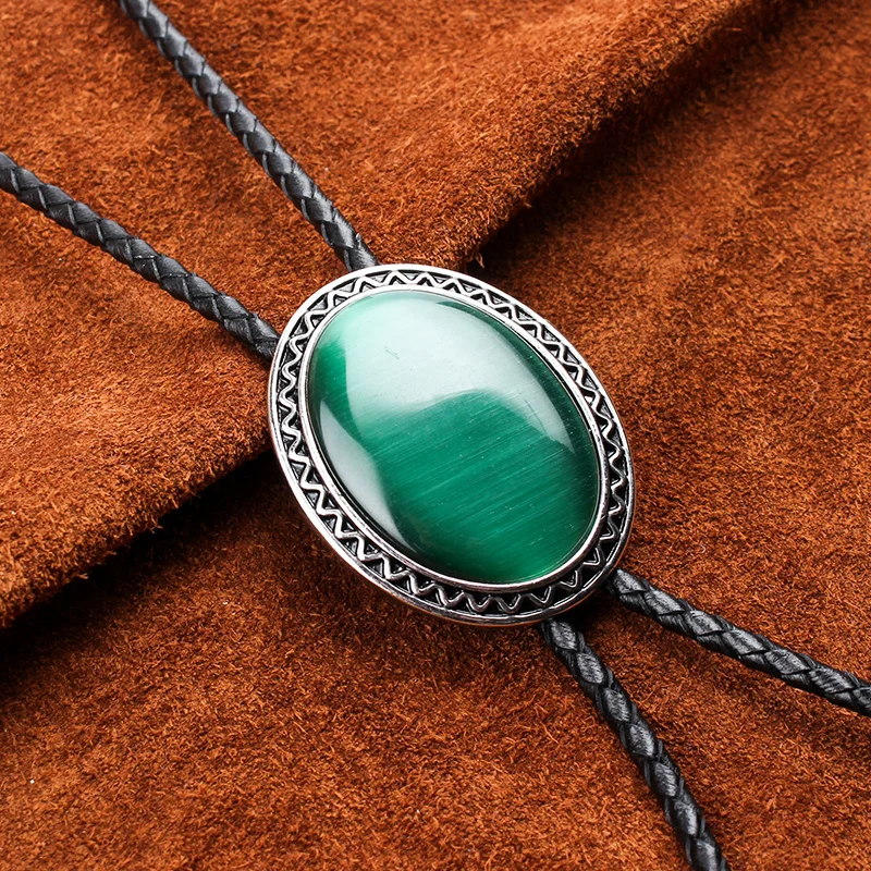 

Vintage Western Cowboy Mens BOLO Tie Slide Clip Big Jade PU Leather Rope