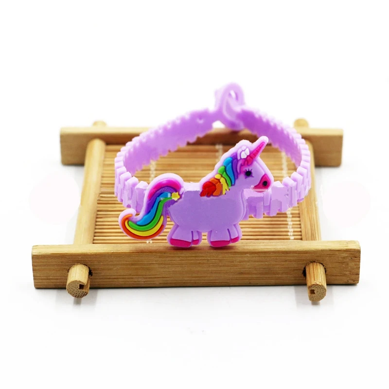 unicorn 19 10pcs 10 шт. мультяшный детский подарок на день рождения маленький игрушечный браслет Русалка Единорог ПВХ браслет кольцо детский подарок для душа Вечерние - Цвет: unicorn 19 10pcs