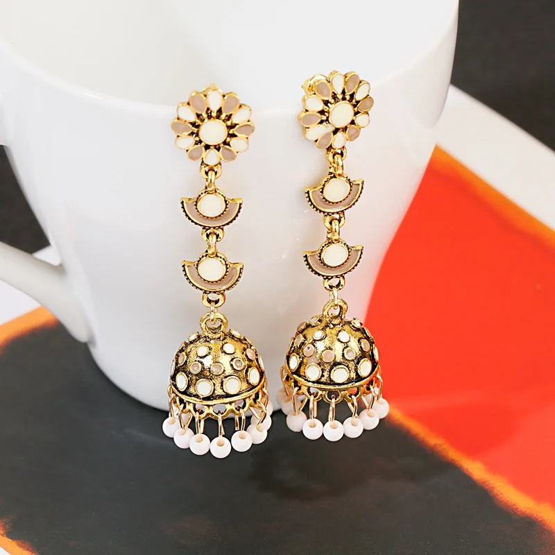 Винтажные Ювелирные изделия из оксидированного стекла в Стиле Болливуда