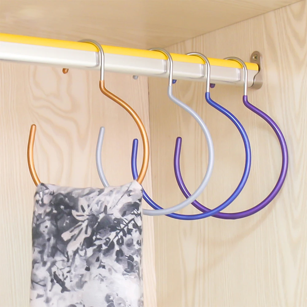 

Stylish Metal S Shape Universal Hooks Scarf Tower Plastic Hook Kitchen Organizer Wardrobe Storage Holder Display Supplies