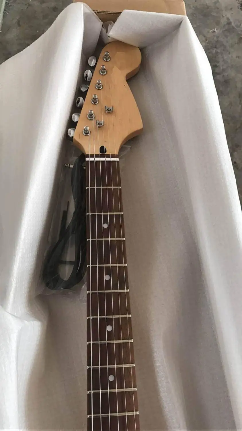 Оптовая продажа гитара Новое поступление модель Jaguar электрическая синего цвета