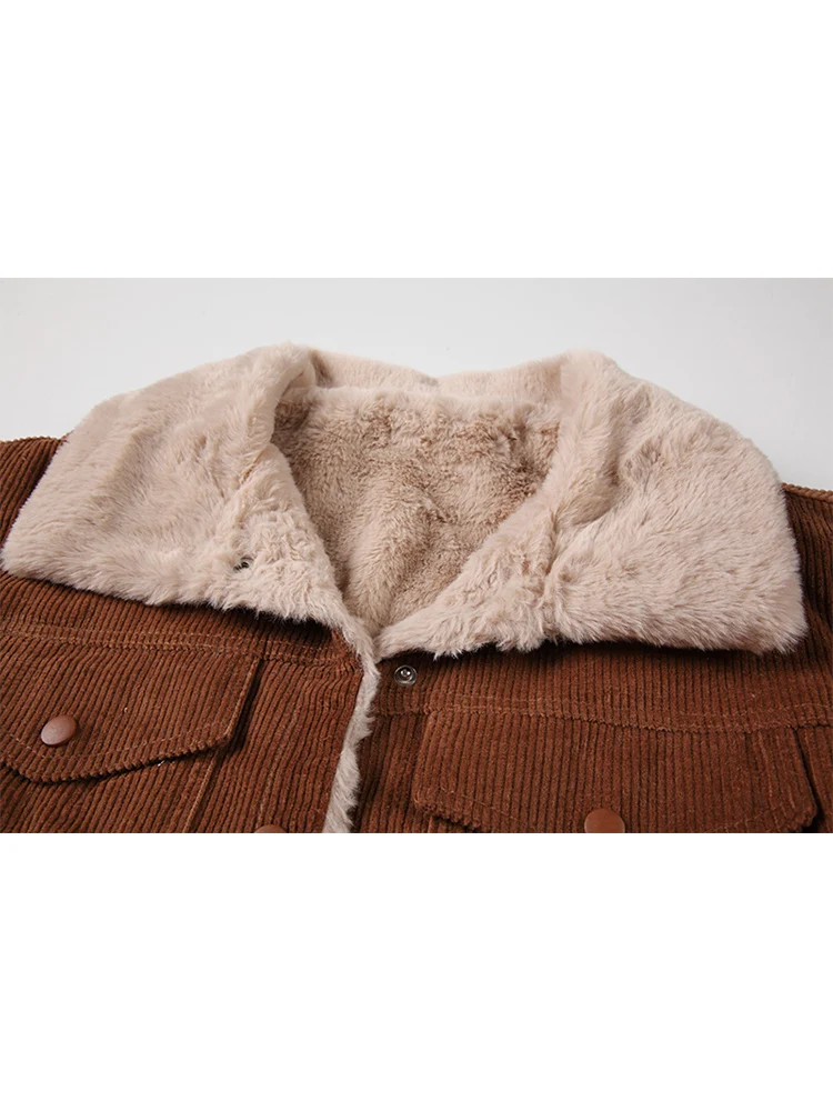 Женская шикарная блестящая куртка свободная теплая плотная однобортная