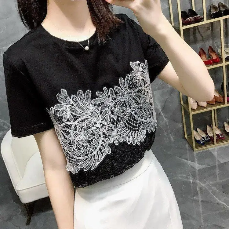 

2021 summer cotton women's exquisite details black and white lace applique round neck short sleeve loose jacket t-shirt Joker t