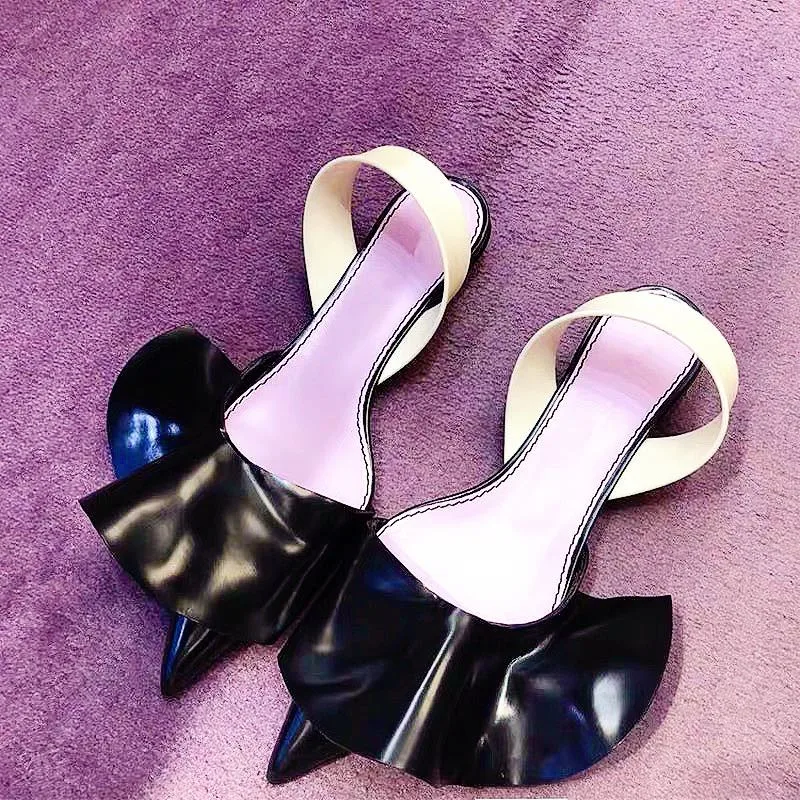 Босоножки женские кожаные с оборками и острым носком 2019 | Обувь