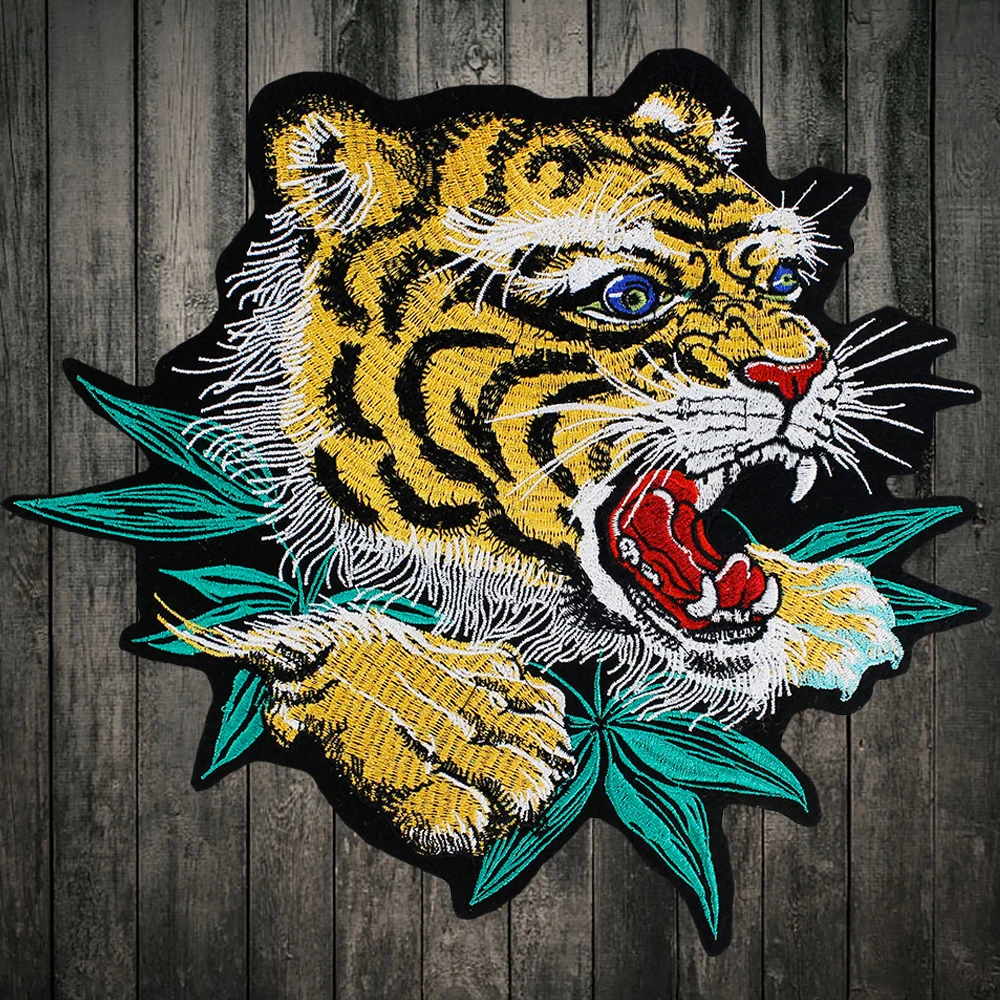 Комплект из 2 предметов с вышивкой новая модель большой Цветочные в леопардовом