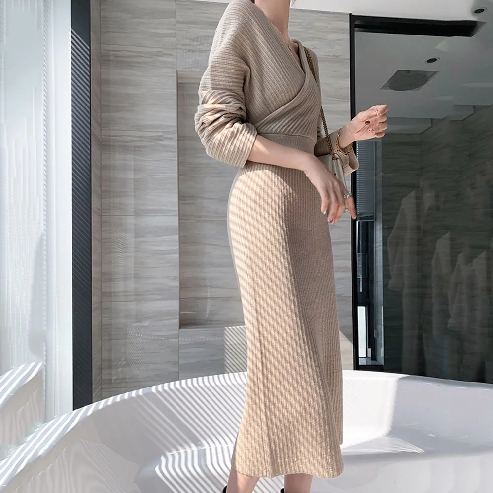 

Elegant Careful Machine Tea Art Deep V-neck Bottoming Slim Knit Dress Women Autumn Winter Sexy Knit Dresses 2021 Hot Wear