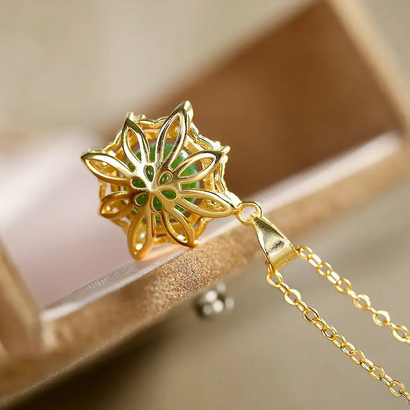 

S925 Sterling Silver Inlaid Natural Jasper Pendant Female Graceful European and American Fashion Refined Personalized Female