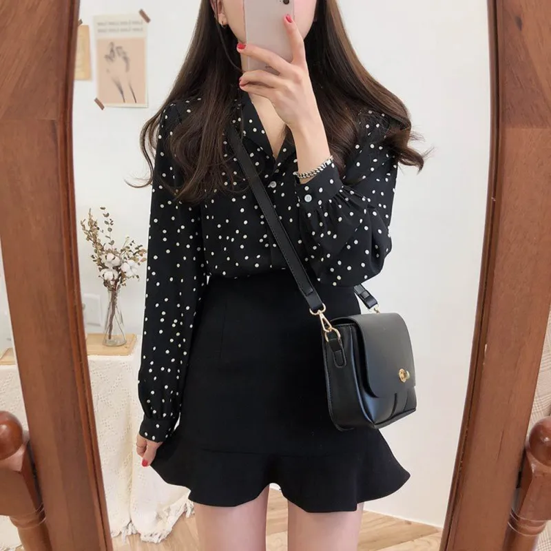 

Autumn Women Blouse Vintage Cartoon Polka Dot Print Lapel Shirts Tops Loose Long Sleeve Blouses