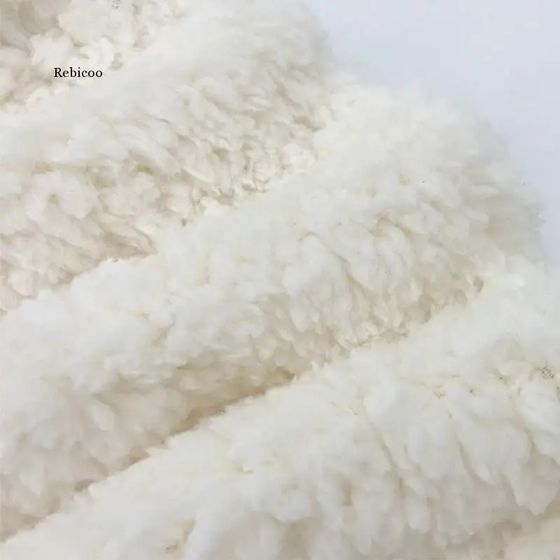 

2PCS/Sets Womens Fluffy Suits Two Piece Velvet Plush Sexy Crop Tops Shorts Streetwear Tracksuit Streetwear Overalls Sweatshirts