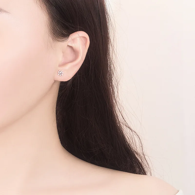 

XIYANIKE 925 Sterling Silver Prevent Allergy Stud Earrings For Women New Fashion Sun flower Small Ear Hoops Wedding Jewelry