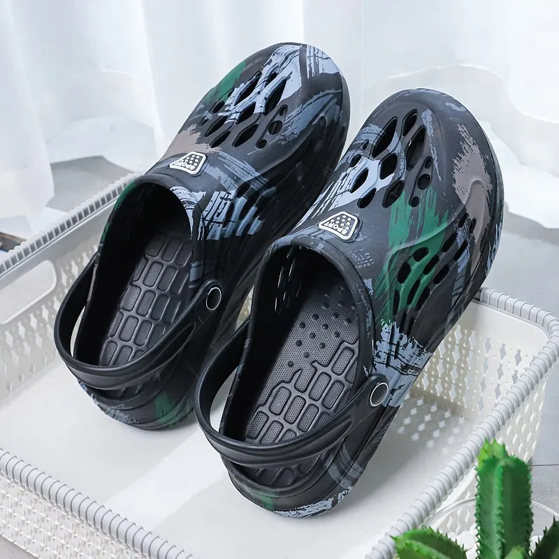 

2021 Camouflage Men Sandals Clogs Outdoor Slip On Man Slides Casual Flat Mens Sandels Summer Beach Sandles Slippers Fashion Shoe