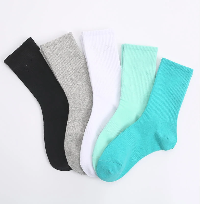 

5 pairs of thin sports socks