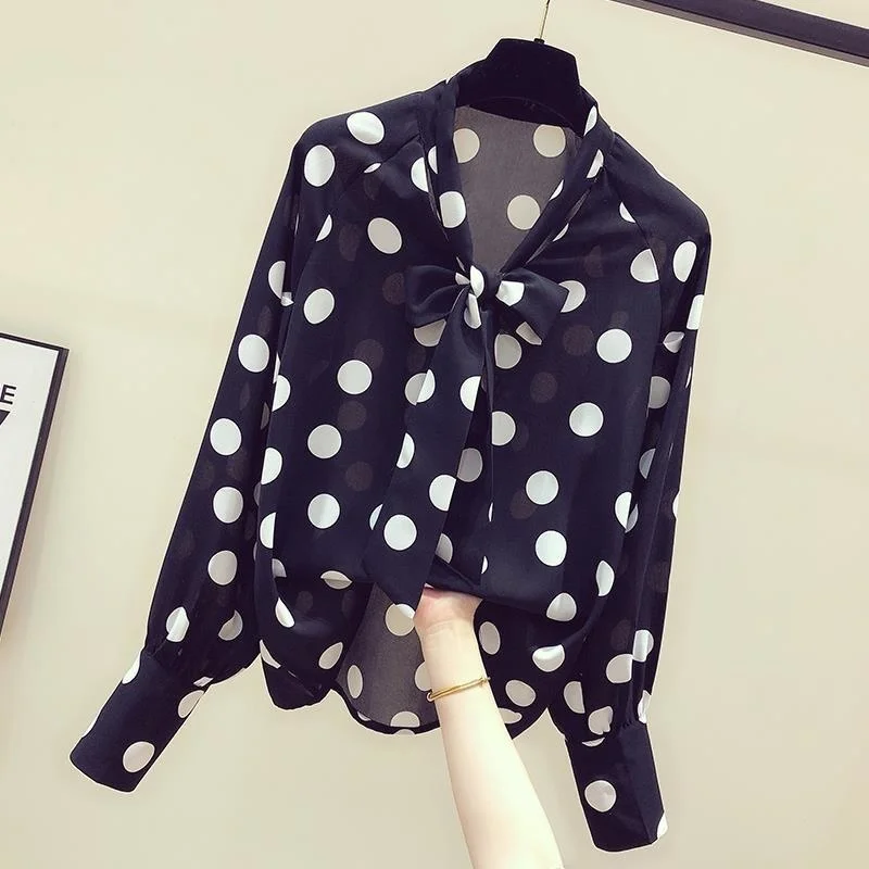 

2021 Summer New Women's Casual Polka Dot Chiffon Blouse Loose Oversized Harajuku Long Sleeve Shirt Casual Korean Tops Feminina