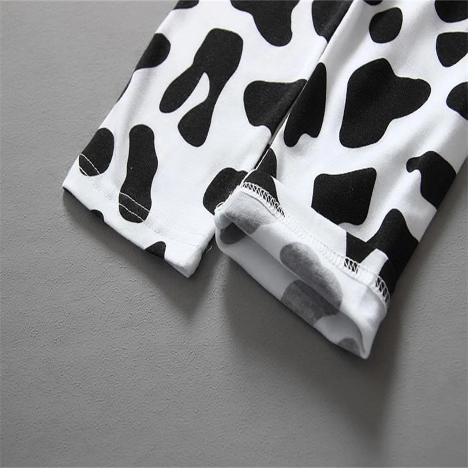 

SZYADEOU Newborn Infant Baby Girls Suit Cartoon Cow Printed Long Sleeve Tops+Milch Pants Set For 0-24 Months