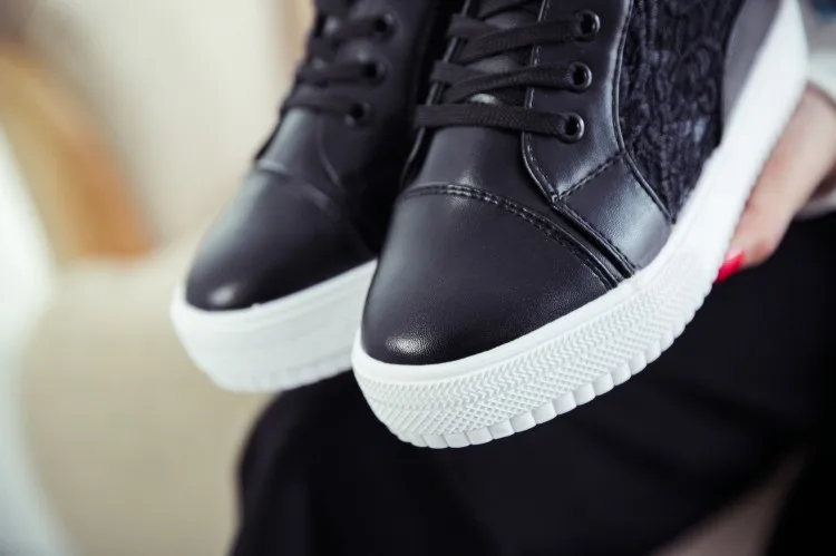 

Casual Cutouts Lace Canvas Shoes Summer Women Shoes Hollow out Floral Breathable Flats shoes board Shoes tyh78