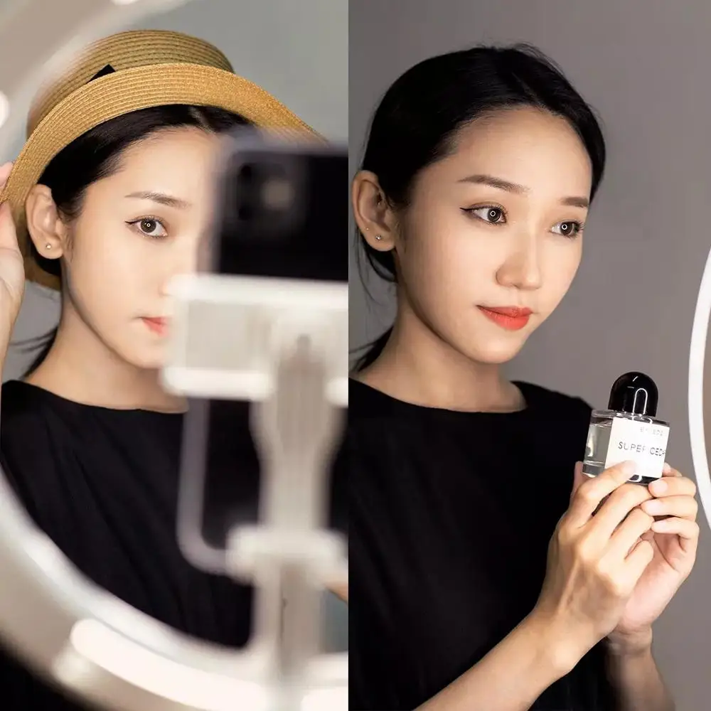 

Xiaomi youpin Bcase Portbale Live Braket Adjustable Integrated LED Fill Light Three color temperature switch ten gears dimming