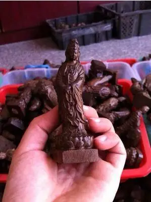 Купите один и получите бесплатно резьба по дереву Гуаньинь картина будды