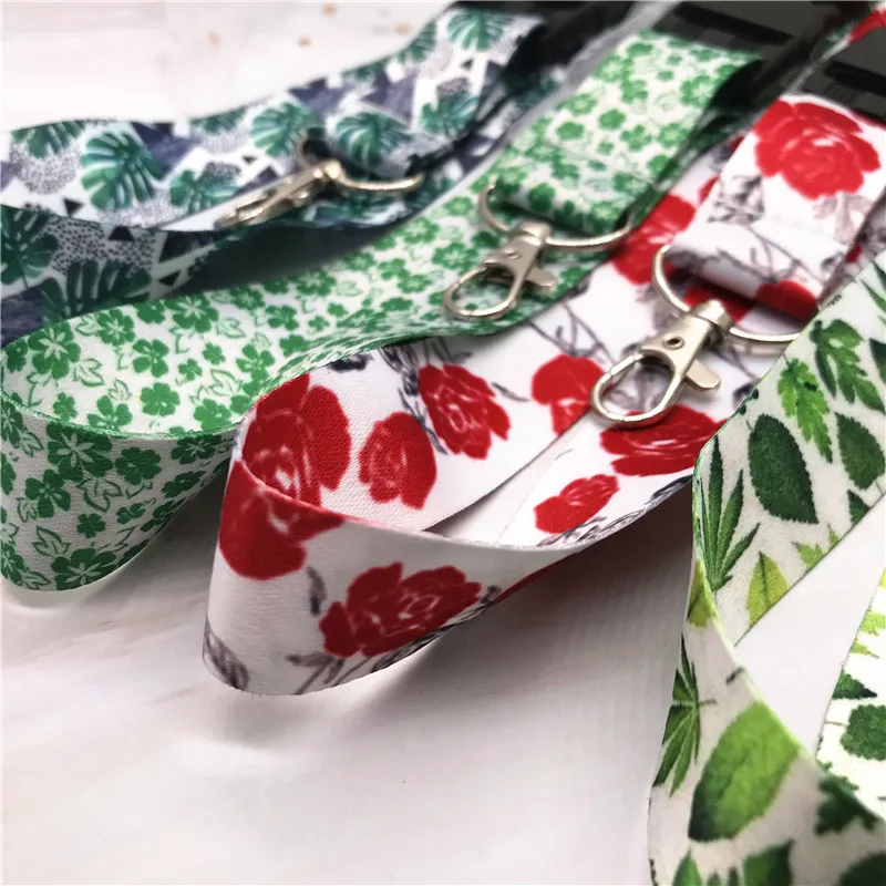 Ремешок на шею с изображением свежих цветов и листьев нейлоновый широкий