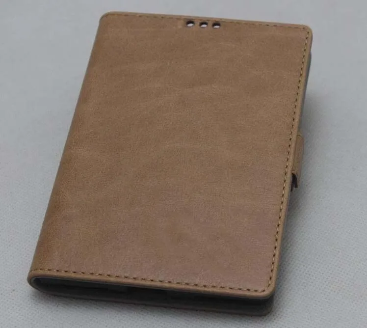 Чехол книжка из натуральной кожи с запатентованным дизайном в деловом стиле для