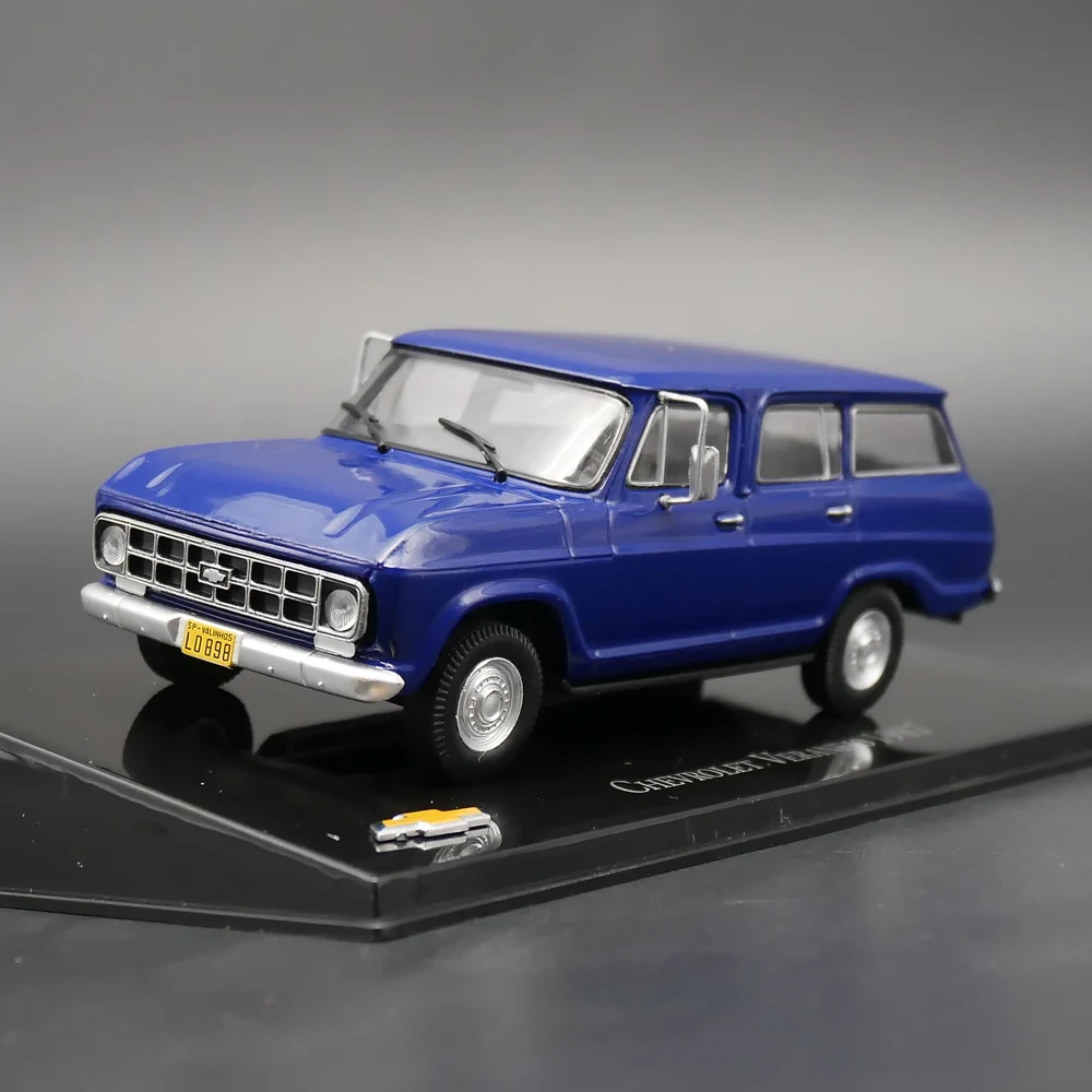 

Модель автомобиля Ixo 1:43, из сплава, для Шевроле Veraneio 1987