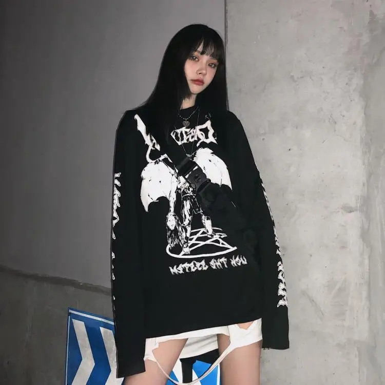

Women’s Casual Long-sleeved Hoodies Fashion Demon Letter Print Loose Pullover Sweatshirt