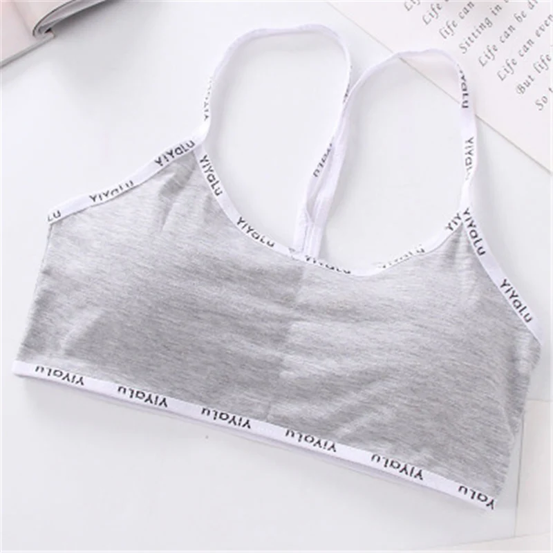 Красивый спортивный бюстгальтер с нагрудными бретельками и надписью | Мать