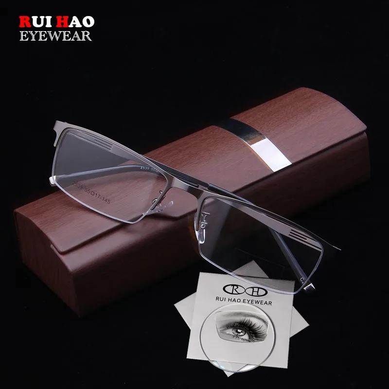 Оптические линзы для коррекции зрения при близорукости и дальнозоркости |