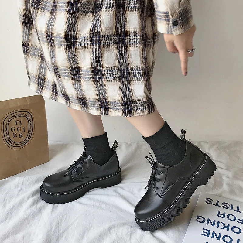 Кроссовки женские универсальные с круглым носком на платформе осень|Обувь без