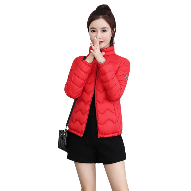 Новинка зимняя короткая пуховая куртка Женская парка корейское тонкое