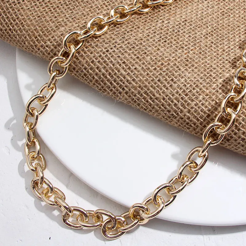 Просто Почувствуйте себя преувеличенным многослойное ожерелье-чокер кулон