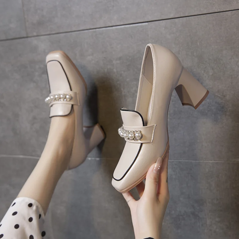 

Босоножки женские на квадратном каблуке, без застежки, в стиле ретро