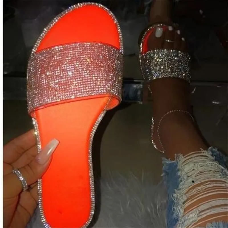 

2021 Summer Women Crystal Slippers Glitter Flat Soft Bling Female Candy Color Flip Flops Indoor Ladies Slides Hot Beach Shoes