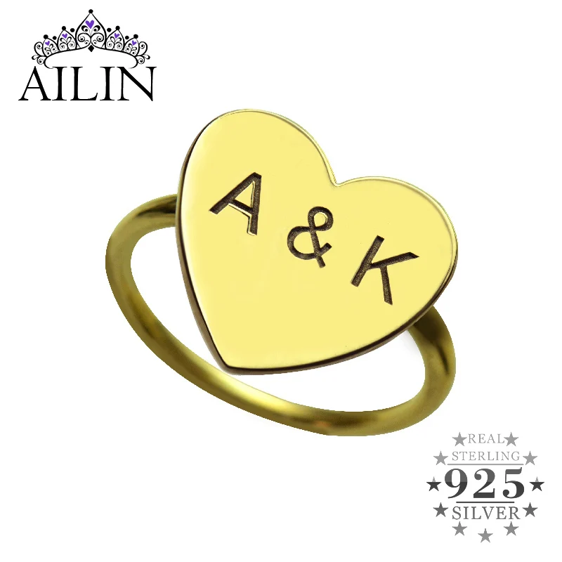 

Кольцо женское из серебра 925 пробы с гравировкой букв