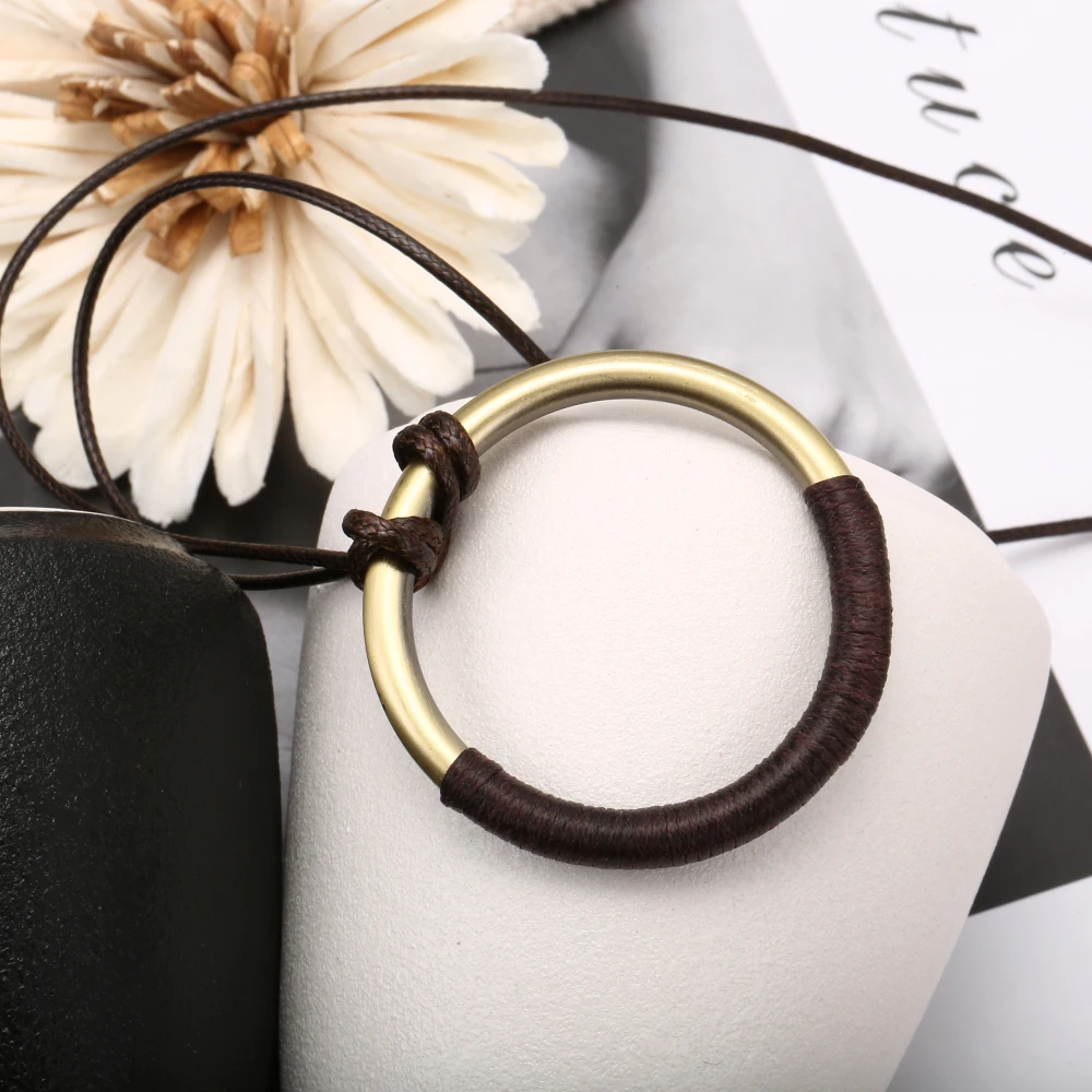 Женское Ожерелье модное простое длинное из кожзаменителя 80 см | Украшения и