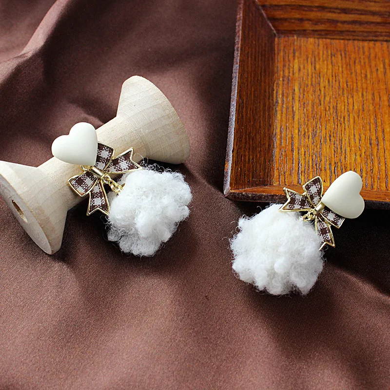 

Autumn Winter White Wool Ball Pom pom Drop Earrings Korean Fashion Cute Bow Statement Dangle Earrings Brincos For Women Bijoux