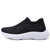 high quality men fly knitting outdoor sports shoes lightweight running shoes black dynamic style designer sports sneakers sock
