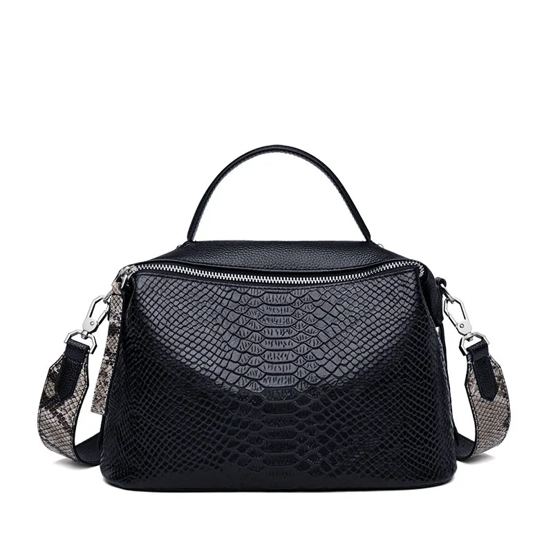 European and American new 2021 trendy cowhide portable women's bag large capacity messenger pillow leather women's Bag Fashion