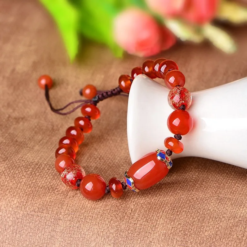 Женский браслет с подвеской красный полудрагоценным камнем вечерние ювелирные