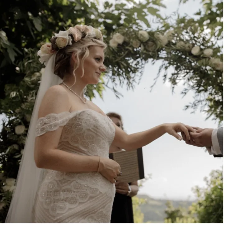 

Lace Beading Off-shoulder Sexy Lady Boho Wedding Dress Mermaid For Pregnant