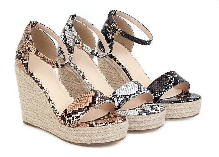 

2020 fashion high heeled sandals slope heel new 34-43